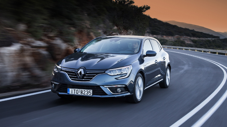 Απίθανες εκπτώσεις από τη Renault για τα Megane και Kadjar